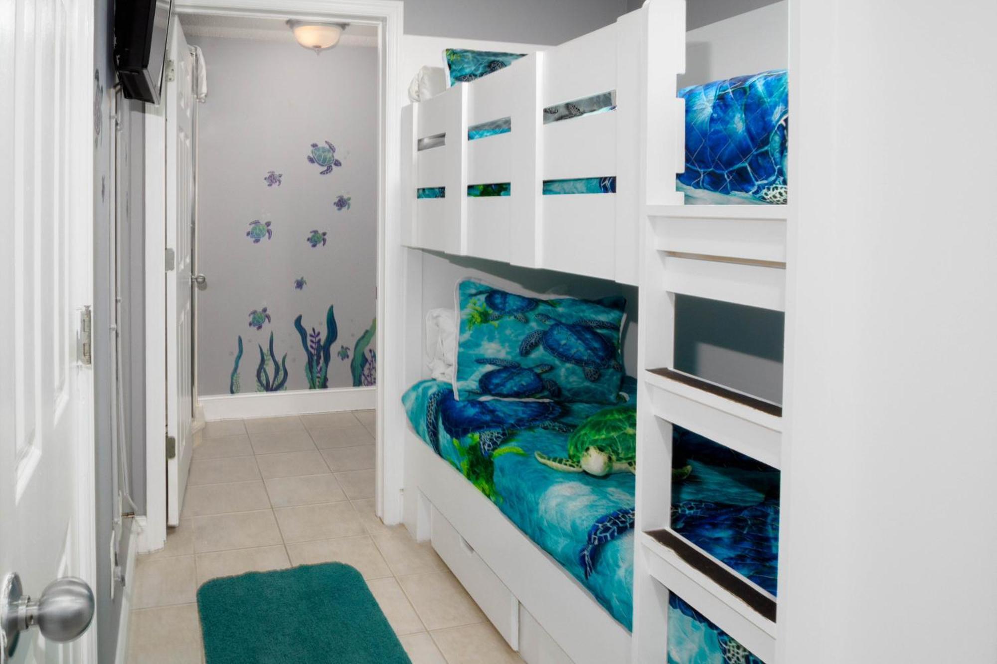 Apartment Turtle Tales At Majestic *